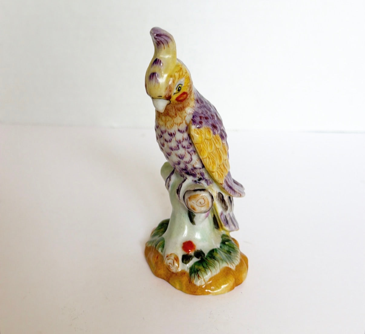 O11 - Sweet Tweet - Porcelain Parrot