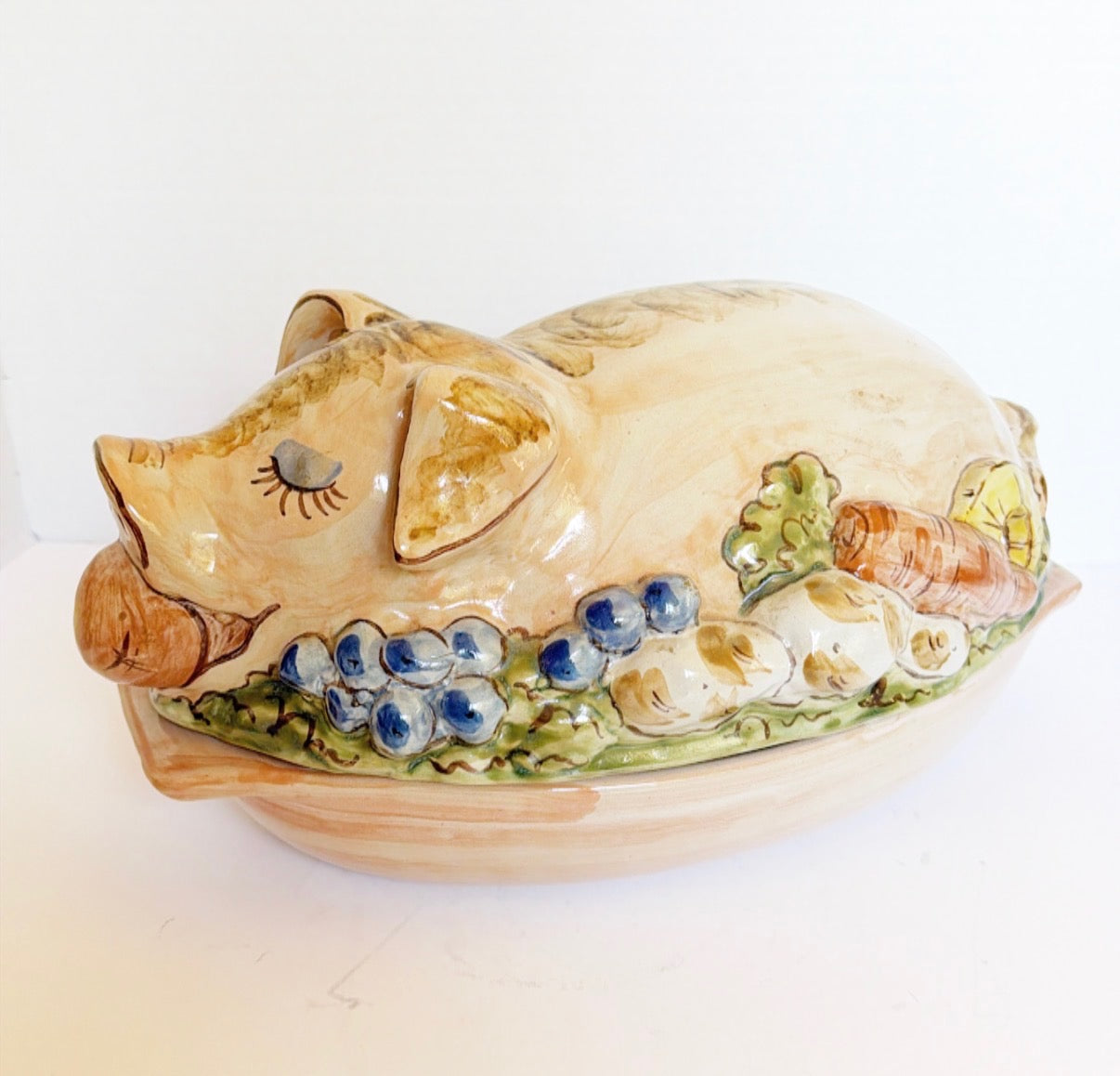 A9 - Louisville Stoneware - Pig