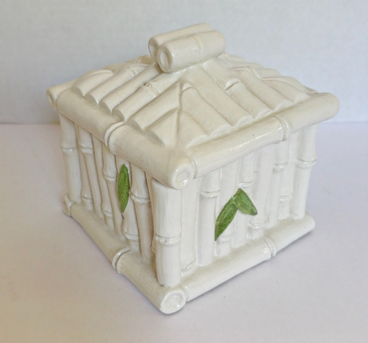 J3 - Bamboo Box