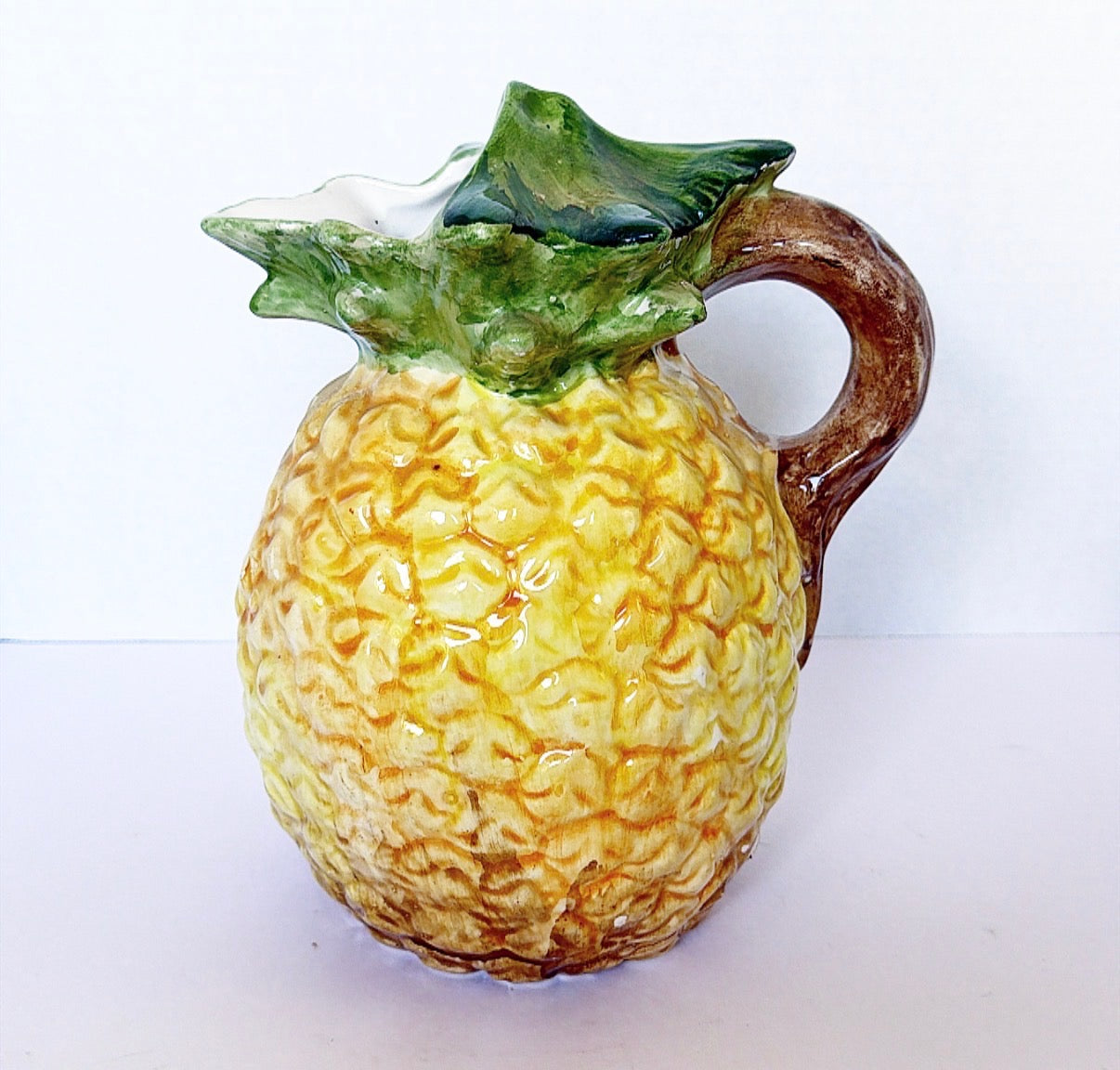 M1 - Pineapple Pitcher