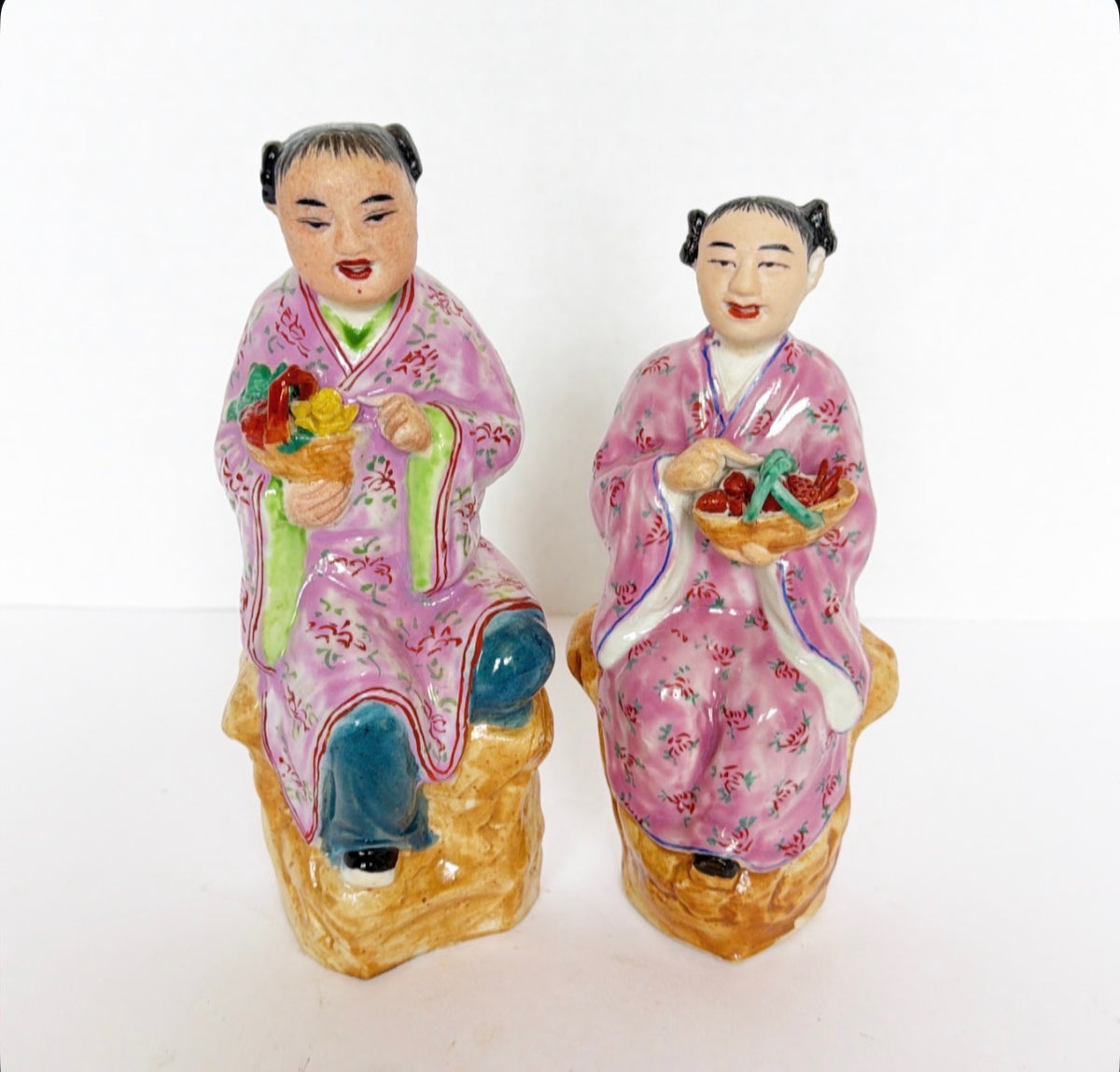 P5 - Pair of Chinoiserie Figurines - Antique