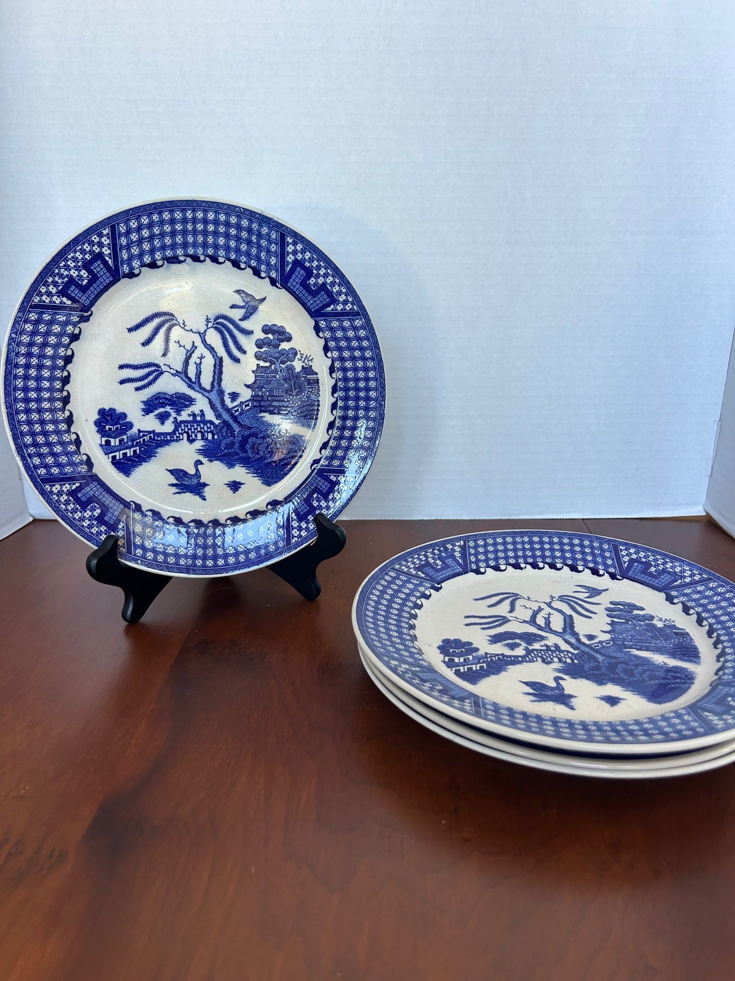 Z6 - Set of 4 - Blue and White Dessert Plates