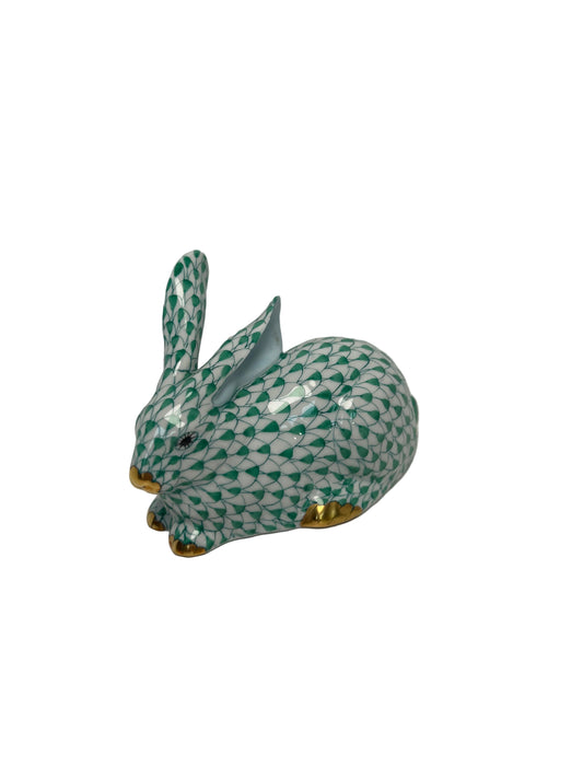 E9 - Herend Bunny - Blue Fishnet