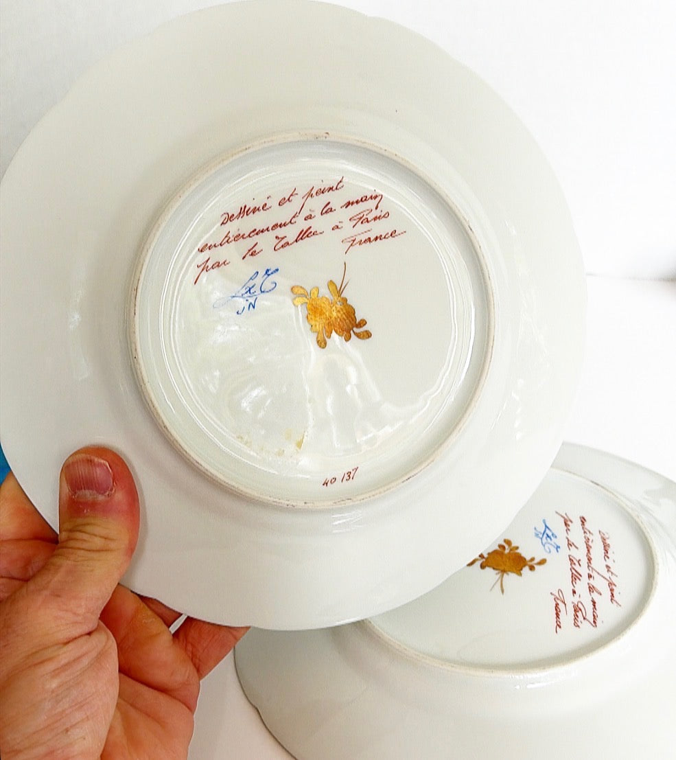 D10 - Pair or BED Pairs Royal French dish