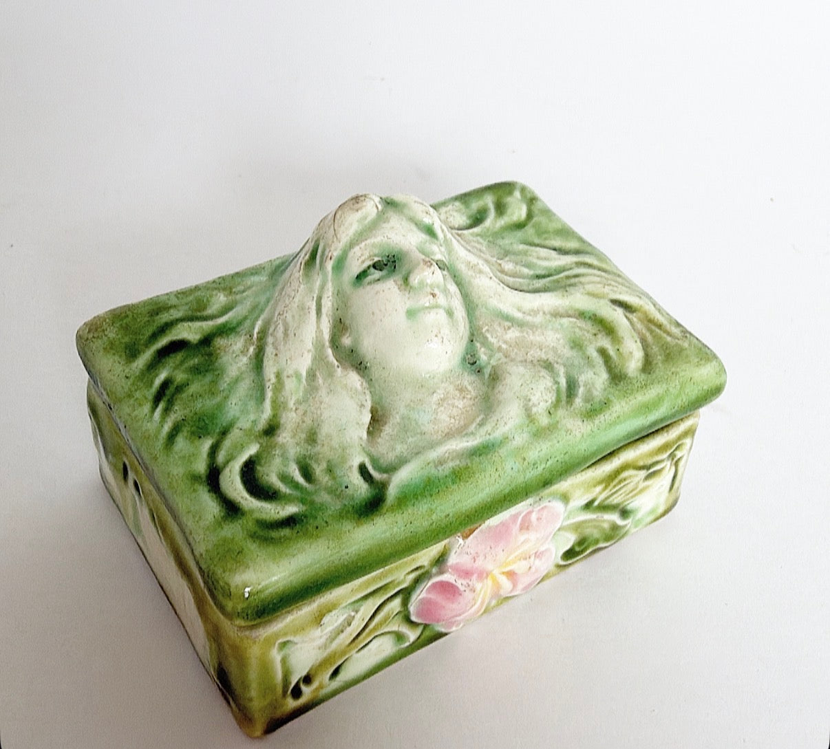 K11 Majolica Trinket Box