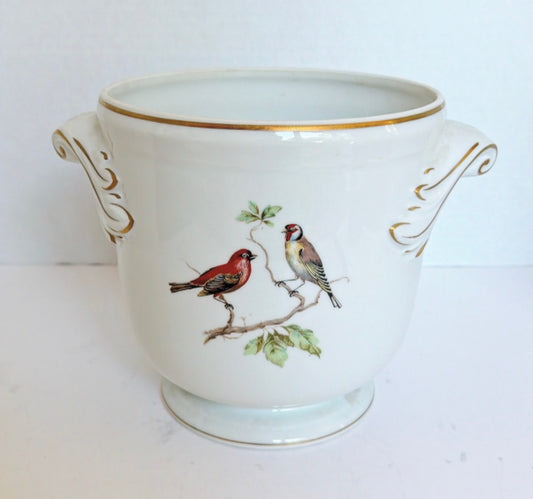 C7 - Bird Planter - Mottahedaha