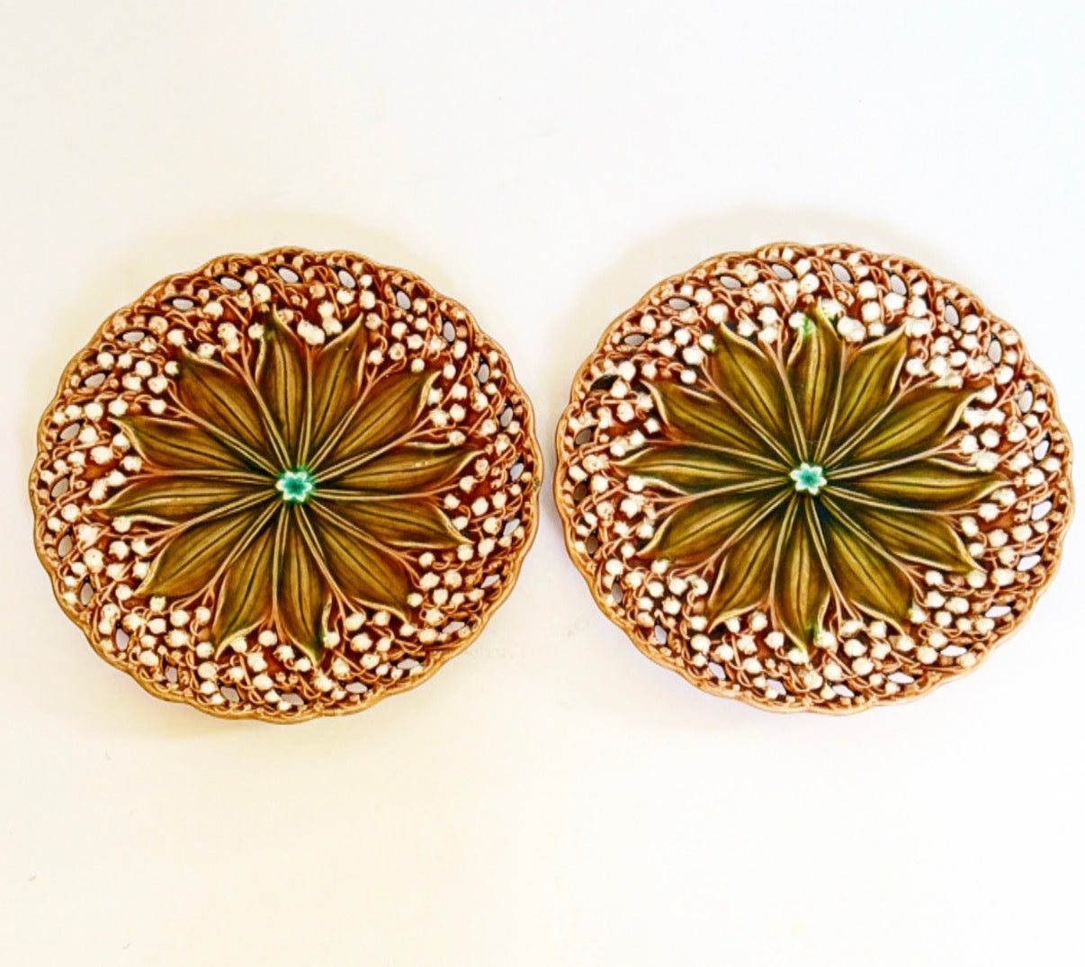 D2- Pair of Majolica Plates