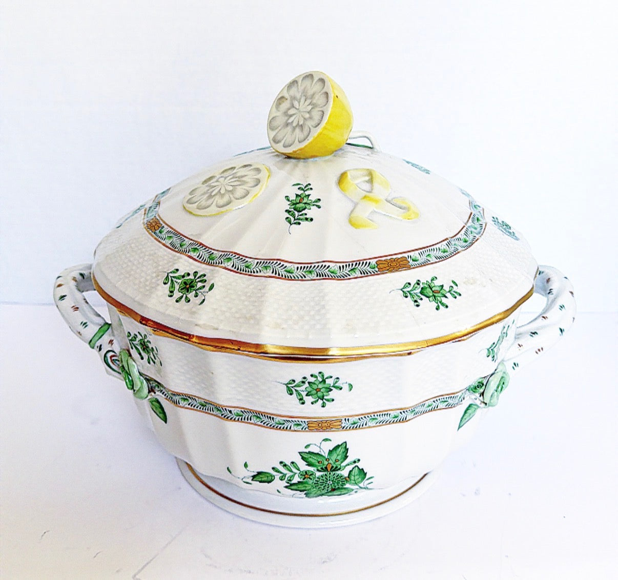 E4- Chinese Bouquet - Green Tureen