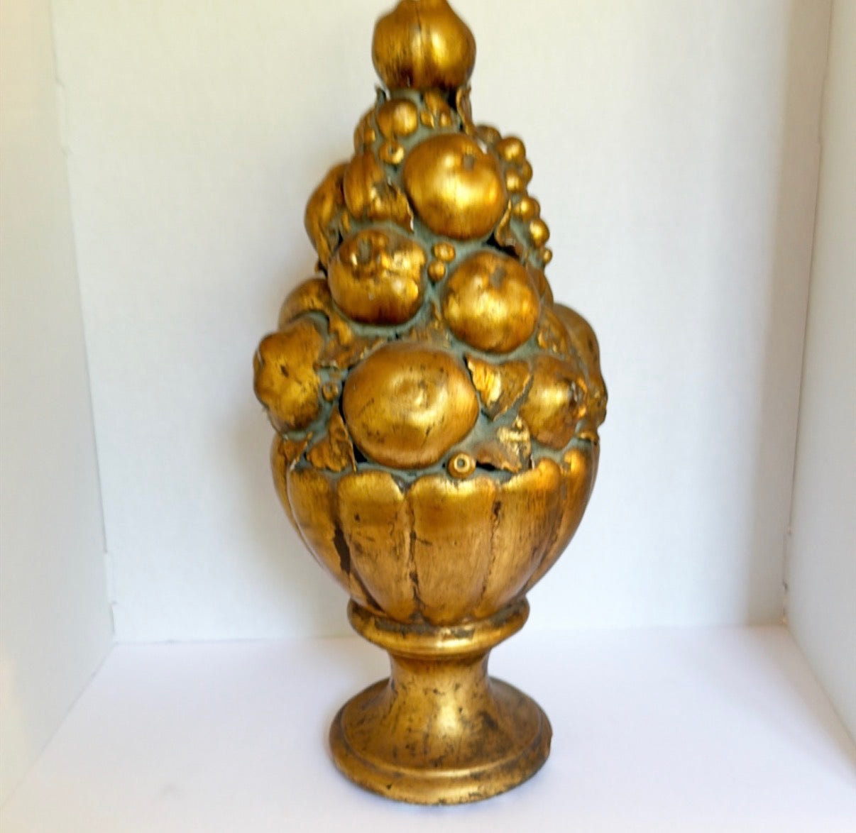 J9- Gold Topiary