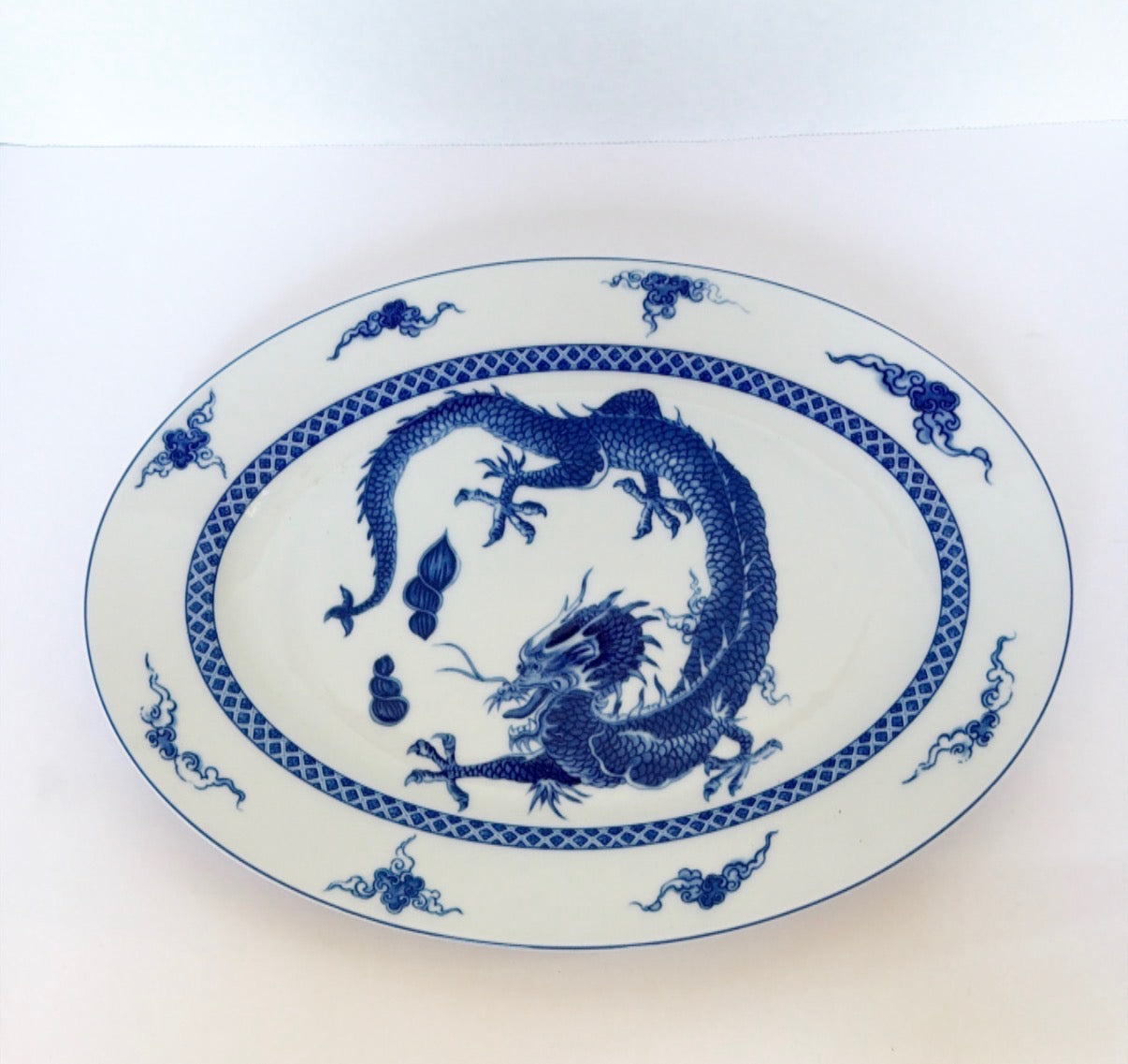 L7 - Mottahedeh Dragon Platter