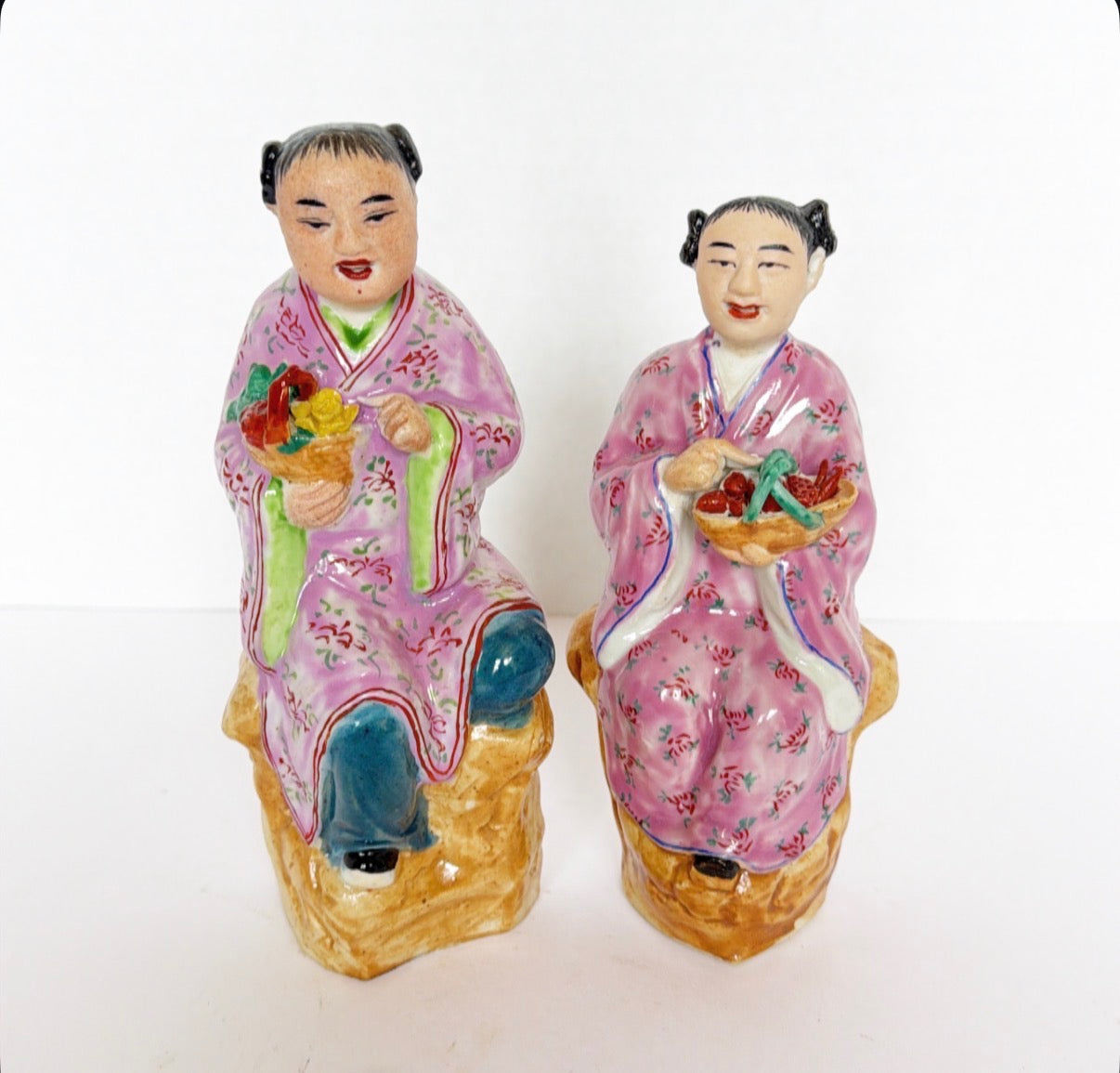P5 - Pair of Chinoiserie Figurines - Antique