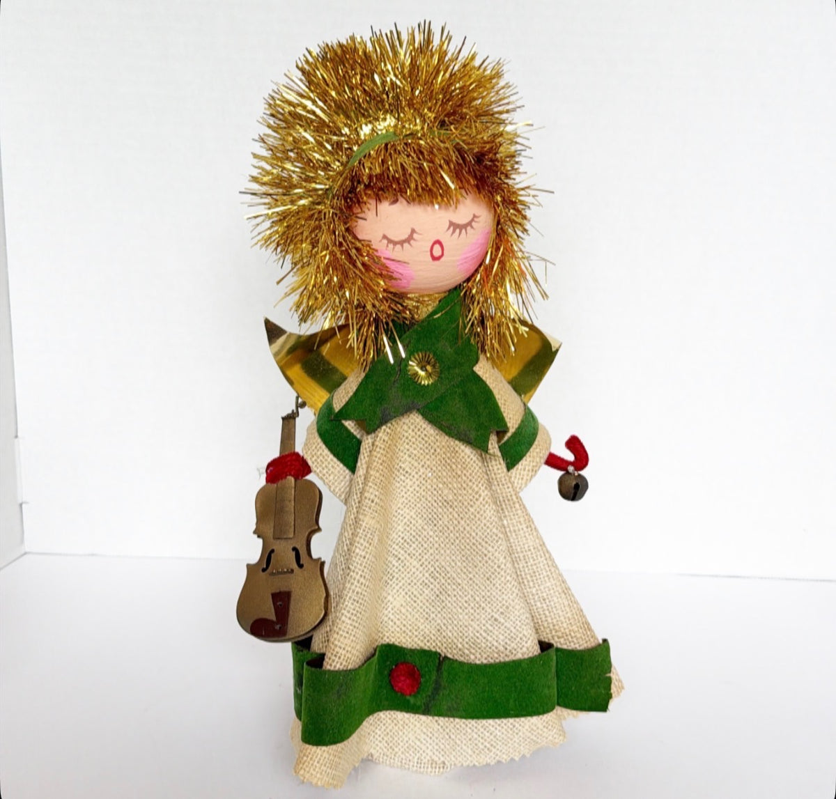 Q4 - Vintage Tree Angel