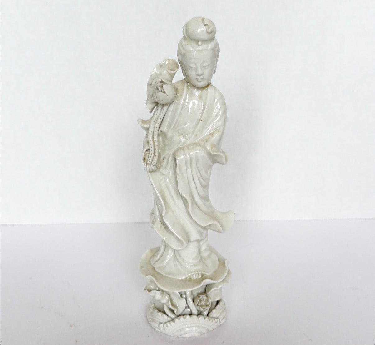 R5 - Blanc De Chine - Antique