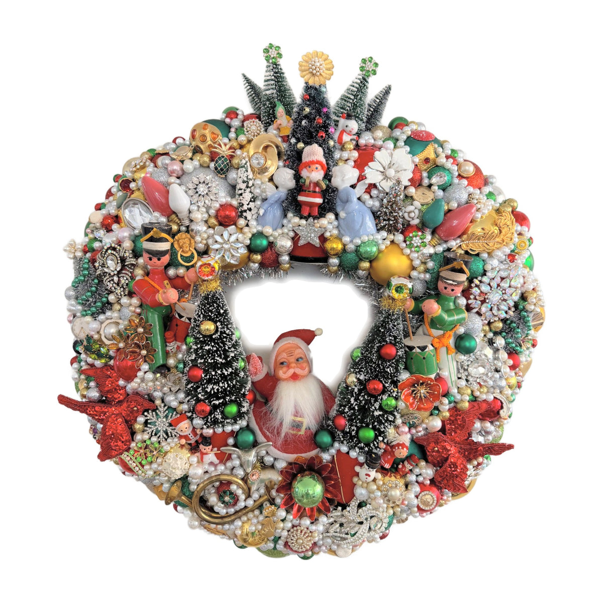 Custom Vintage Jewelry Christmas Wreath – Handmade Brooch & Ornament Wreath